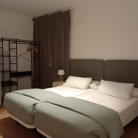 Apartamentos Armanya 3 Lugo Eksteriør billede